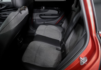 Подержанный автомобиль MINI Clubman Wagon 2019 года (10 фото)