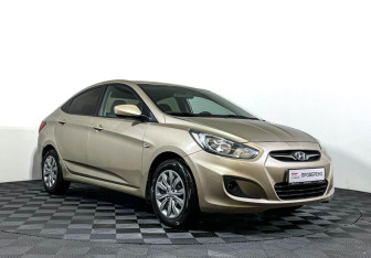 Подержанный автомобиль Hyundai Solaris Sedan 2011 года (3 фото)