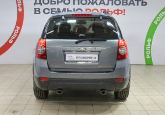 Подержанный автомобиль Chevrolet Captiva 2013 года (5 фото)