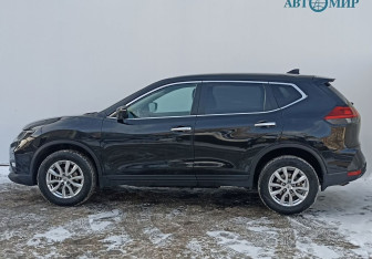 Подержанный автомобиль Nissan X-Trail 2019 года (8 фото)
