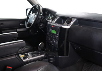Подержанный автомобиль Land Rover Discovery 2007 года (9 фото)