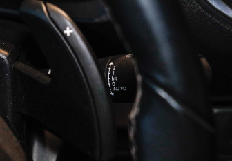 Подержанный автомобиль Peugeot Traveller 2018 года (28 фото)