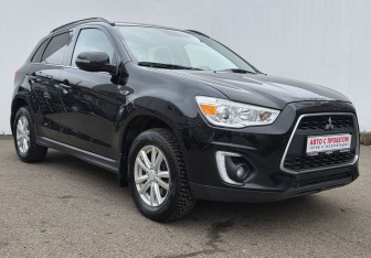 Подержанный автомобиль Mitsubishi ASX 2014 года (3 фото)