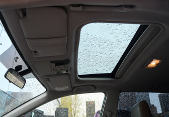 Подержанный автомобиль Subaru Outback Wagon 2011 года (14 фото)
