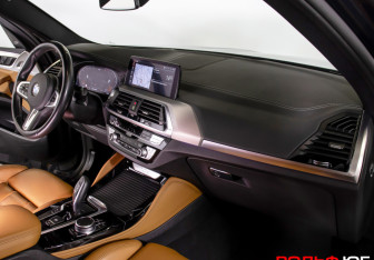 Подержанный автомобиль BMW X4 2020 года (7 фото)