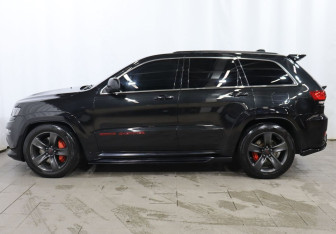 Подержанный автомобиль Jeep Grand Cherokee 2013 года (8 фото)