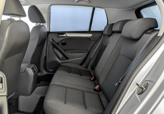 Подержанный автомобиль Volkswagen Golf Hatchback 2012 года (12 фото)