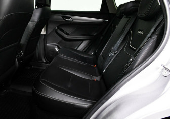 Подержанный автомобиль Haval Jolion 2023 года (14 фото)