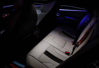 Подержанный автомобиль BMW M5 Sedan 2022 года (19 фото)