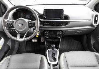 Подержанный автомобиль Kia Picanto 2018 года (13 фото)