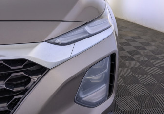 Подержанный автомобиль Hyundai Santa Fe 2018 года (13 фото)