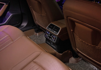 Подержанный автомобиль Audi A6 Sedan 2020 года (32 фото)