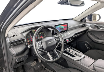 Подержанный автомобиль Haval Jolion 2023 года (16 фото)