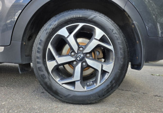 Подержанный автомобиль Kia Sportage 2020 года (19 фото)