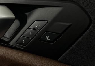 Подержанный автомобиль BMW X5 2019 года (17 фото)