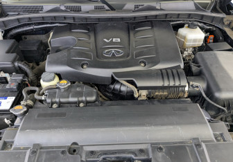 Подержанный автомобиль Infiniti QX80 2019 года (14 фото)