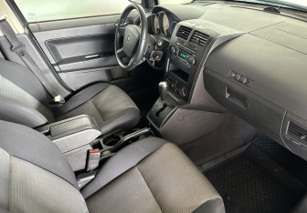 Подержанный автомобиль Dodge Caliber 2008 года (9 фото)