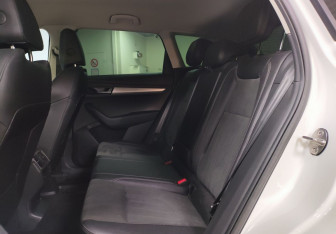 Подержанный автомобиль Skoda Karoq 2020 года (11 фото)