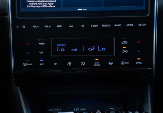 Подержанный автомобиль Hyundai Tucson 2022 года (24 фото)