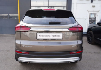 Подержанный автомобиль Geely Atlas Pro 2023 года (6 фото)