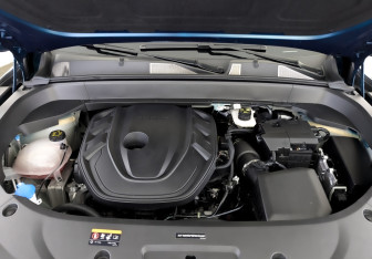Подержанный автомобиль Geely Monjaro 2024 года (9 фото)