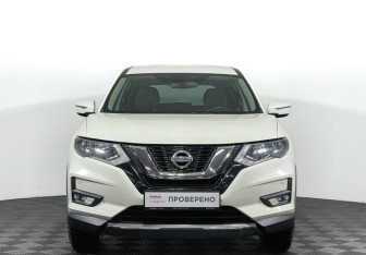 Подержанный автомобиль Nissan X-Trail 2018 года (2 фото)