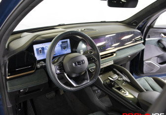 Подержанный автомобиль Geely Monjaro 2024 года (13 фото)