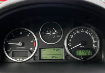 Подержанный автомобиль Land Rover Freelander 2011 года (11 фото)
