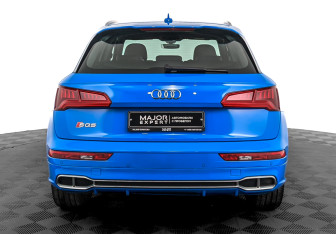 Подержанный автомобиль Audi SQ5 2019 года (6 фото)