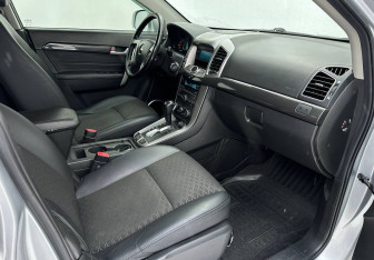 Подержанный автомобиль Chevrolet Captiva 2013 года (13 фото)