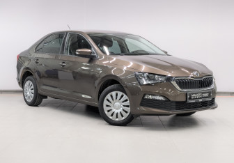 Подержанный автомобиль Skoda Rapid Liftback 2022 года (3 фото)
