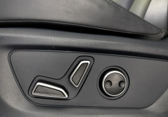 Подержанный автомобиль Changan UNI-T 2023 года (30 фото)