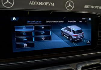 Подержанный автомобиль Mercedes-Benz GLE 2021 года (27 фото)