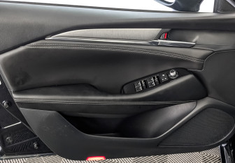 Подержанный автомобиль Mazda 6 Sedan 2023 года (19 фото)