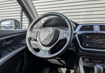 Подержанный автомобиль Suzuki SX4 Hatchback 2019 года (24 фото)