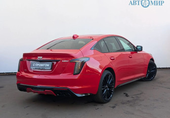 Подержанный автомобиль Cadillac CT5-V 2020 года (5 фото)