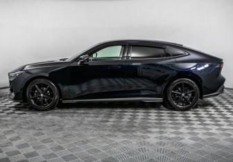 Подержанный автомобиль Changan UNI-V 2022 года (8 фото)