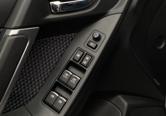 Подержанный автомобиль Subaru Forester Suv 2018 года (16 фото)