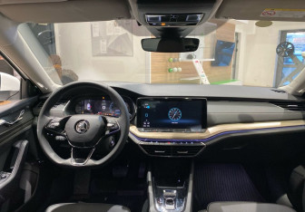 Новый Skoda Octavia Liftback 2025 (11 фото)