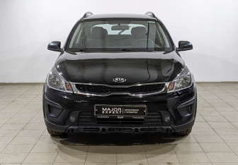 Подержанный автомобиль Kia Rio Hatchback 2020 года (2 фото)
