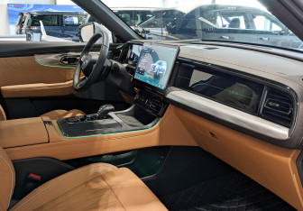 Новый GAC GS8 2025 (9 фото)