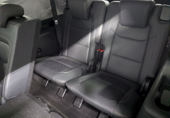 Подержанный автомобиль Chery Tiggo 8 2021 года (19 фото)