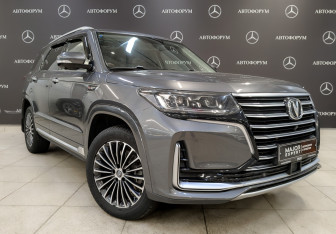 Подержанный автомобиль Changan CS95 2023 года (3 фото)