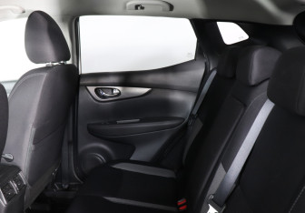 Подержанный автомобиль Nissan Qashqai 2021 года (12 фото)