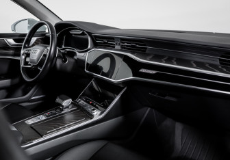 Подержанный автомобиль Audi A6 Sedan 2020 года (9 фото)