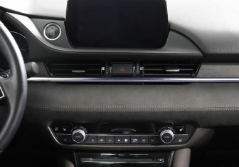 Подержанный автомобиль Mazda 6 Sedan 2019 года (9 фото)