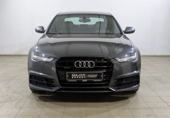 Подержанный автомобиль Audi A6 Sedan 2016 года (7 фото)