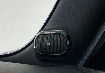 Подержанный автомобиль MINI Hatch 2021 года (16 фото)