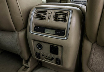 Подержанный автомобиль Infiniti JX 2013 года (25 фото)