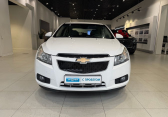 Подержанный автомобиль Chevrolet Cruze Sedan 2010 года (2 фото)